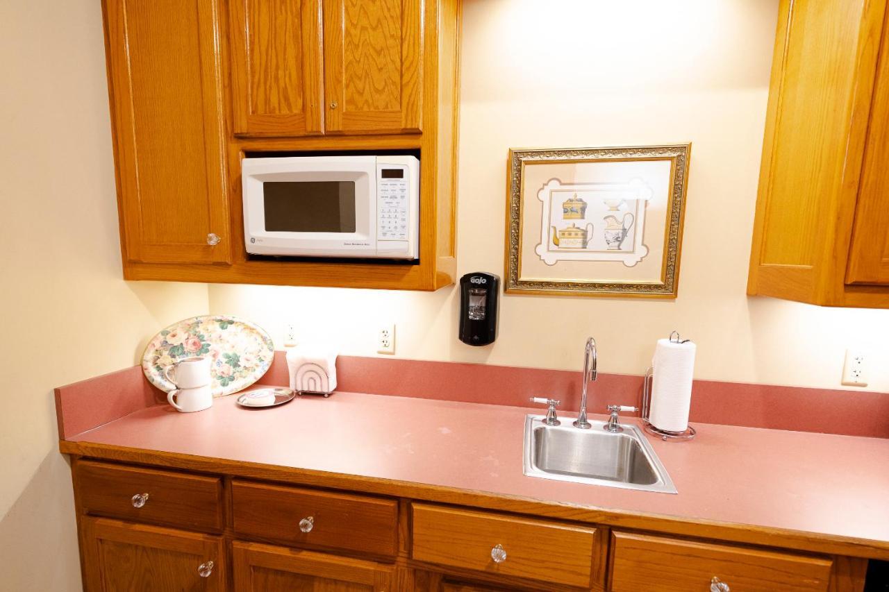 Hotel Captain Henderson House Arkadelphia Esterno foto