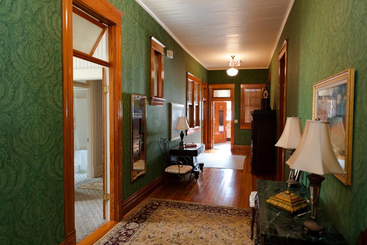 Hotel Captain Henderson House Arkadelphia Esterno foto
