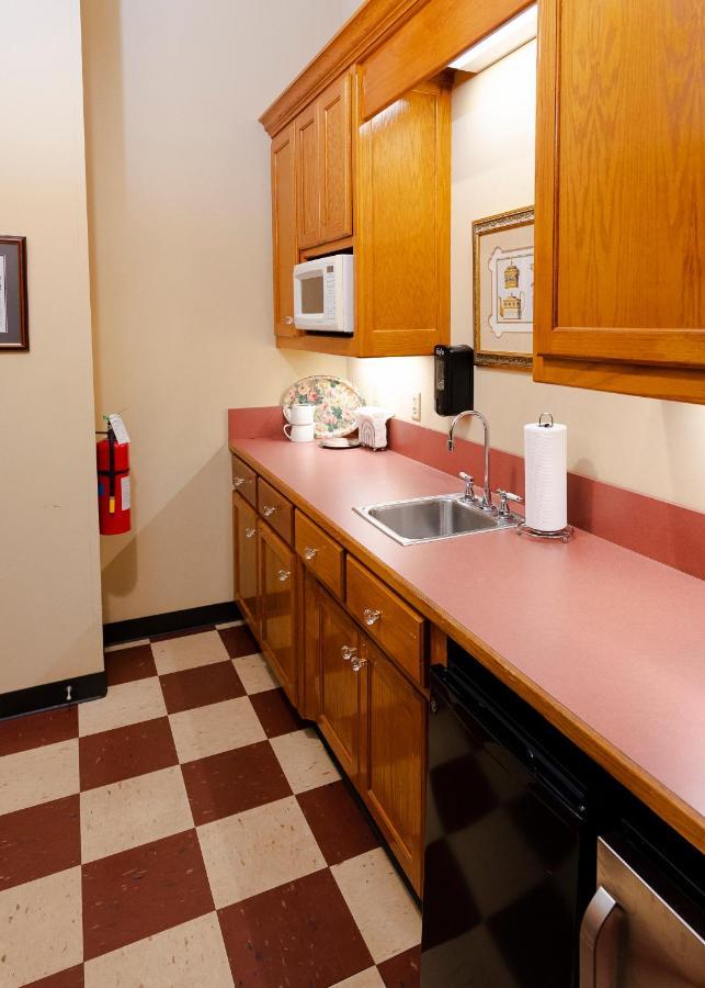 Hotel Captain Henderson House Arkadelphia Esterno foto