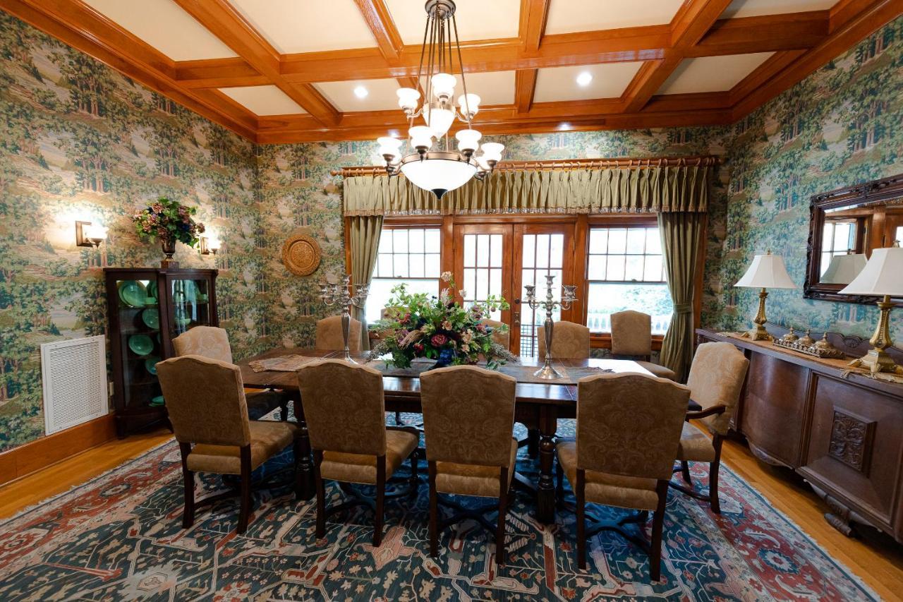 Hotel Captain Henderson House Arkadelphia Esterno foto