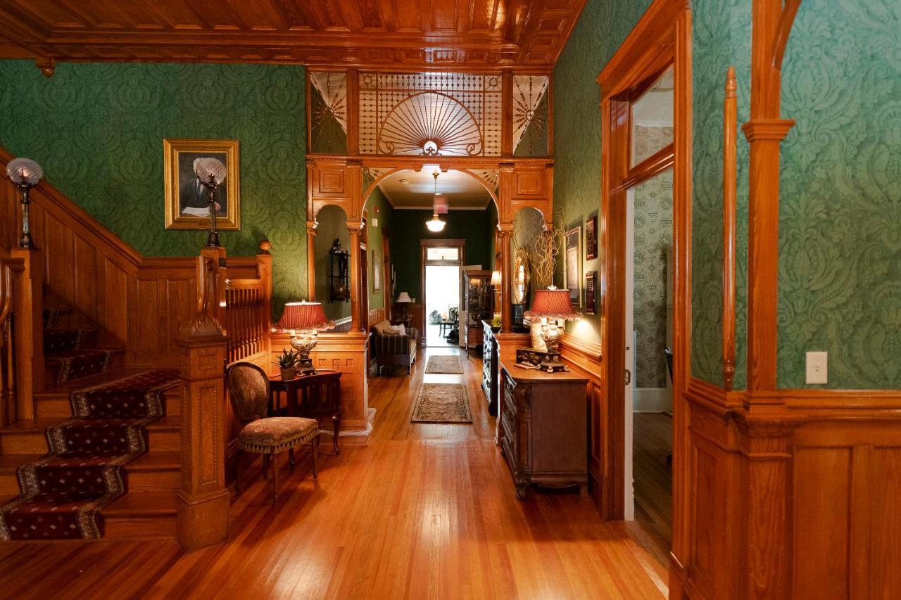 Hotel Captain Henderson House Arkadelphia Esterno foto