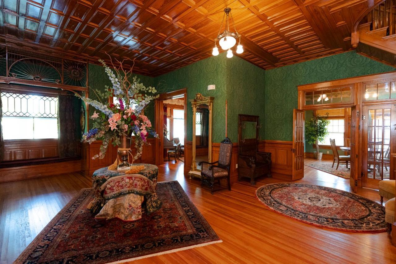 Hotel Captain Henderson House Arkadelphia Esterno foto